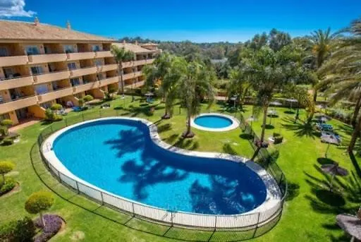 아파트 Golf & Beach .Apto 2 Bedroom Santa Maria Golf 마르베야 스페인