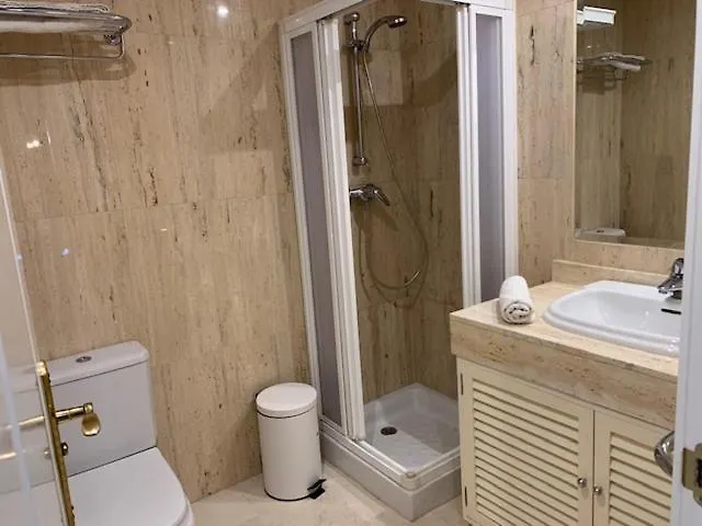 아파트 Golf & Beach .Apto 2 Bedroom Santa Maria Golf 마르베야